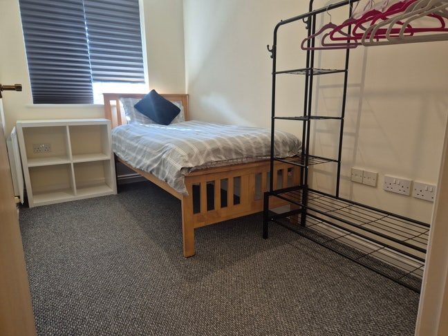 Single Room for Rent Hucknall NG15 &pound;450 PCM Main Photo