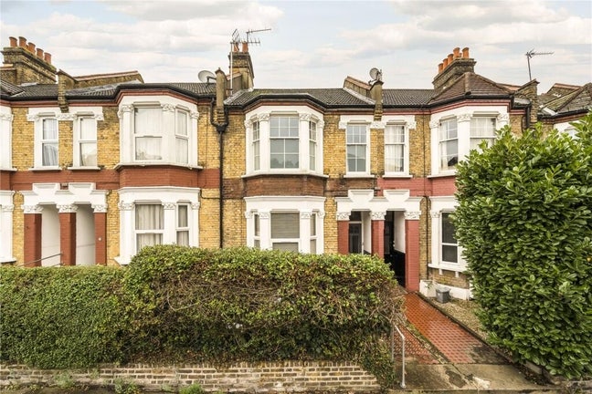 2 bed ground floor flat, Lewisham Main Photo