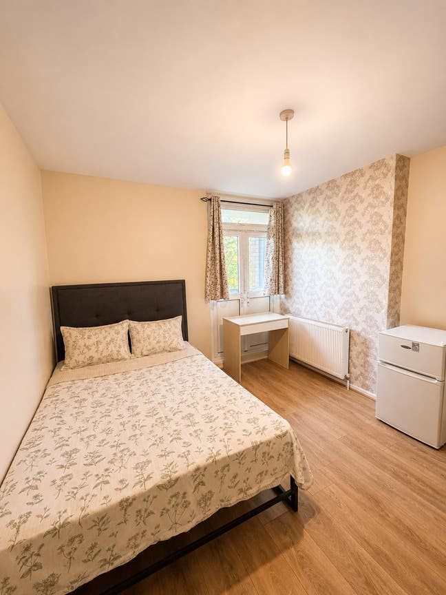 Large Double Room |Stockwell   |0 Deposit Main Photo