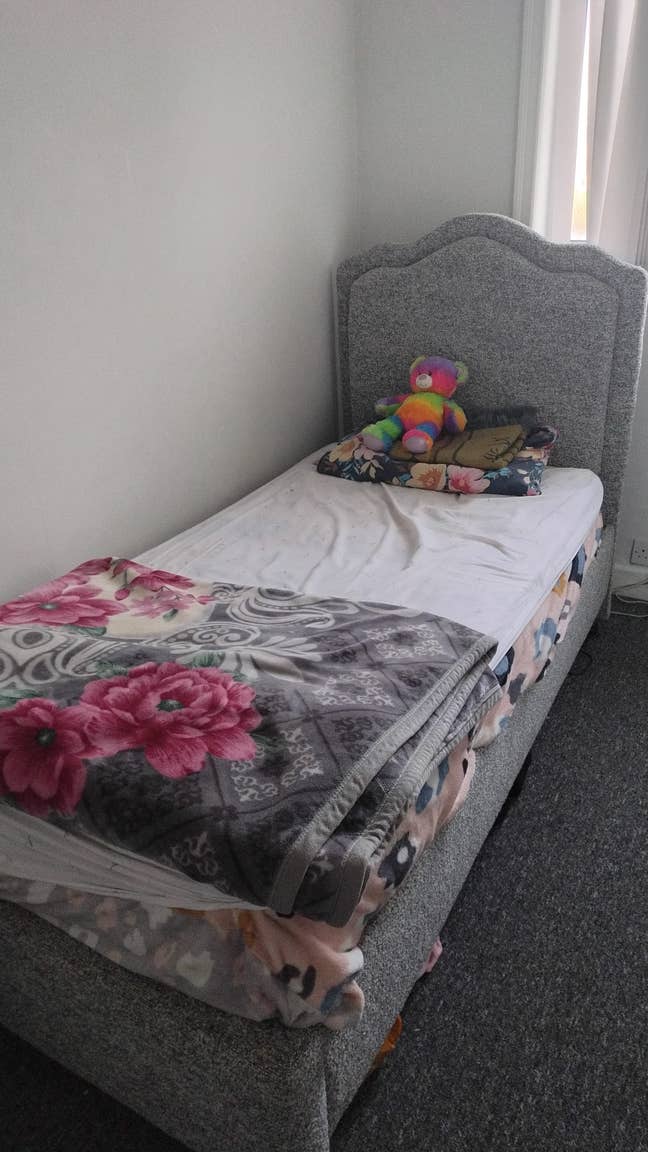 Single Room for Female Tenant – Fallowfield – M14 Main Photo