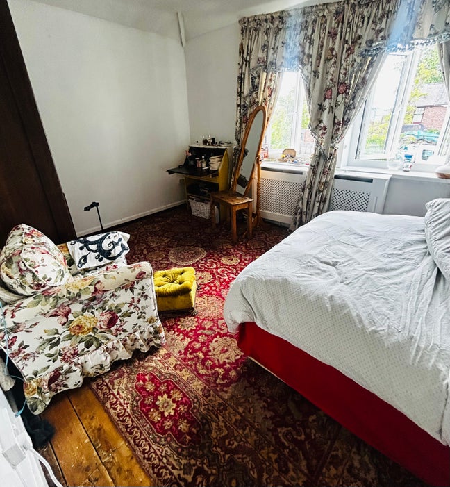 Room to let  Main Photo