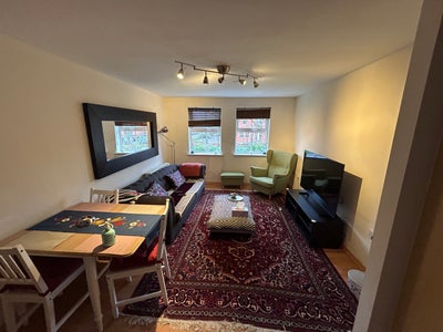 Beautifully fully furnished flat in West Didsbury Main Photo