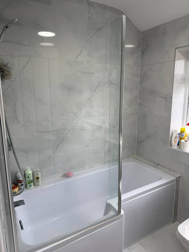Double bedroom is available for rent  Main Photo