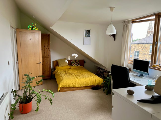 Bright Large Double Room Ensuite, 4 Months  Main Photo