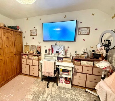 Large double room available  Main Photo