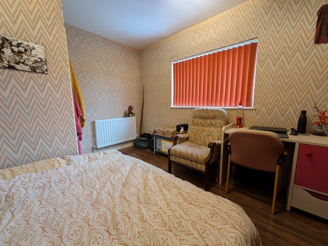 Funky doubleroom facing garden Main Photo