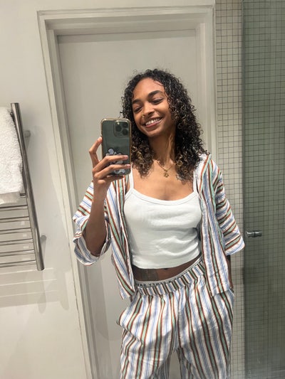 Law Professional seeks a single or double room Main Photo