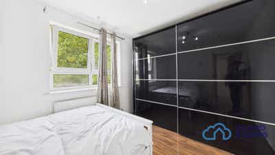 East London – E12 🏠 Newham / Eastham Zone 3 Main Photo