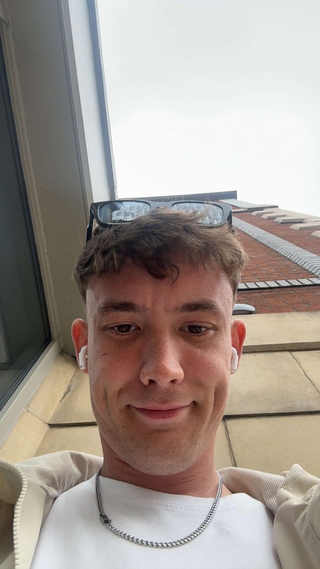 Looking for a roommate to start a new tenancy! Main Photo