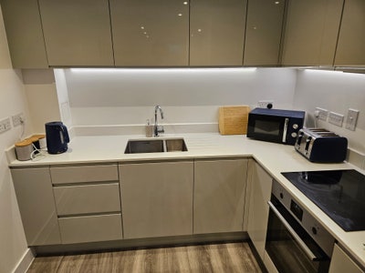 One bedroom Harbourside flat  Main Photo