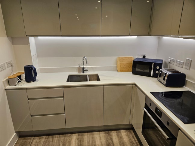 One bedroom Harbourside flat  Main Photo