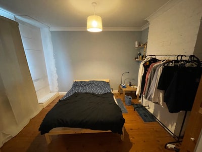 Spare room in Beeston Main Photo