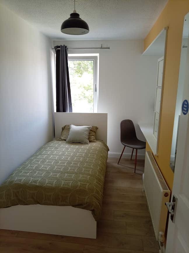 Freshly Renovated Single Room - Peterborough PE3 Main Photo
