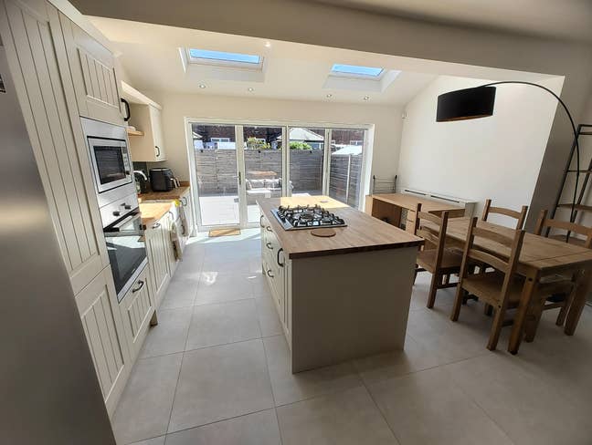 Double room in a modern house in Audenshaw Main Photo