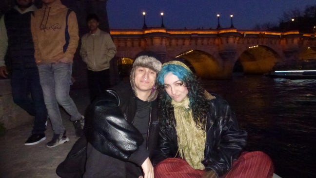 Looking for a buddy-up? us too! Main Photo