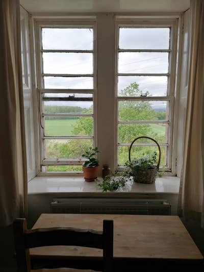 Quiet, sociable rooms to rent Main Photo