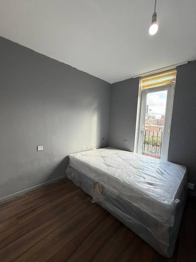 Room in Wembley HA0 3BP Main Photo