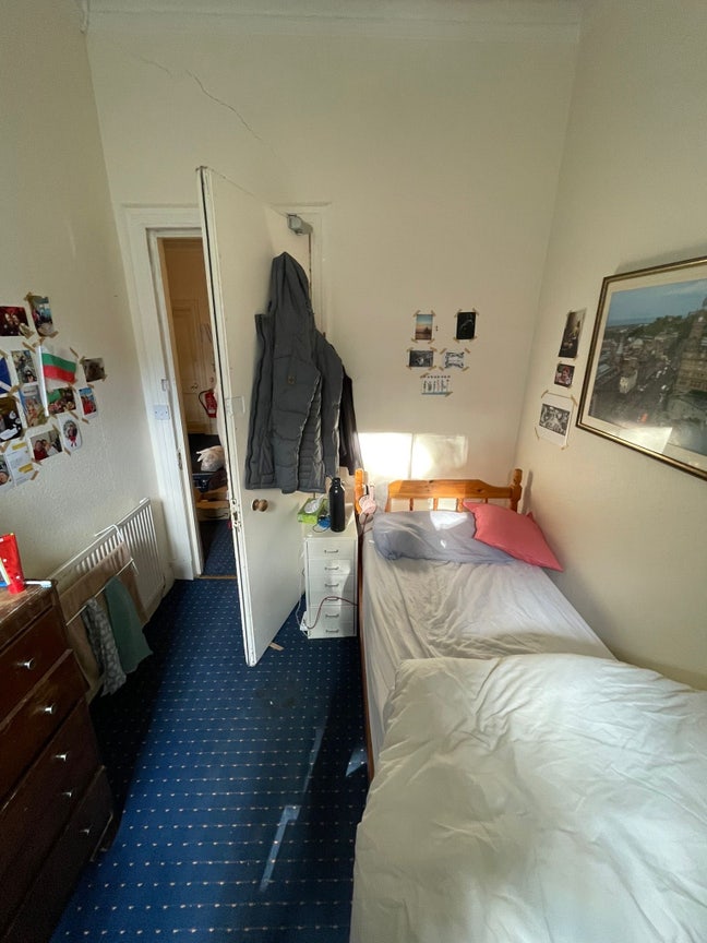 Lovely Marchmont areas flat Main Photo
