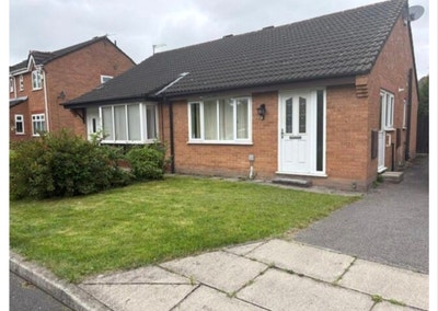 Single/double room for rent  Main Photo