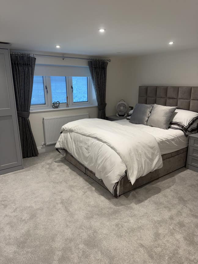 Separate annex to property with 2 luxury rooms  Main Photo