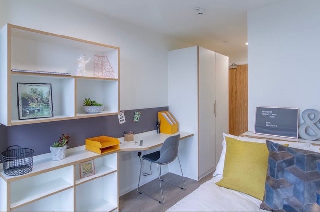 En-suite Student Room in City center  Main Photo