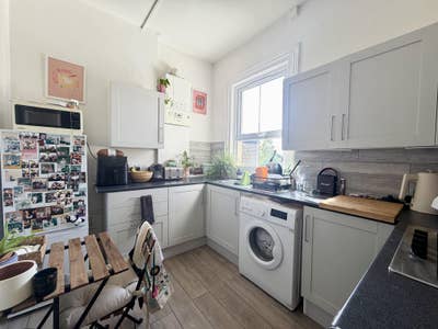 One Bedroom Flat in Streatham  Main Photo