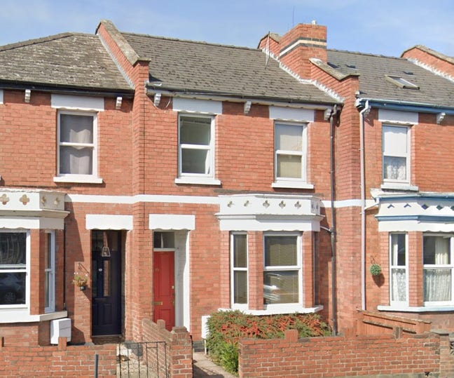 Spacious 4 Bed * 2 Bath * Parking * Garden  Main Photo