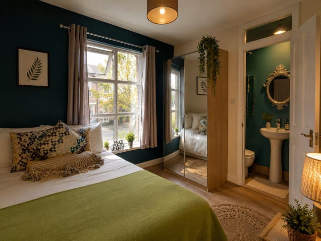 🔥 Ensuite & Double Rooms from &pound;770 available now Main Photo