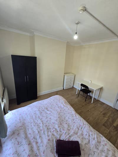 Lovely Double  Room with Bills &pound;850 Main Photo