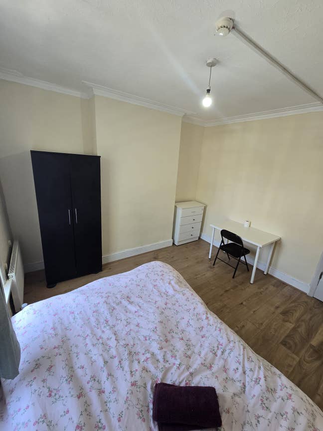 Lovely Double  Room with Bills &pound;850 Main Photo