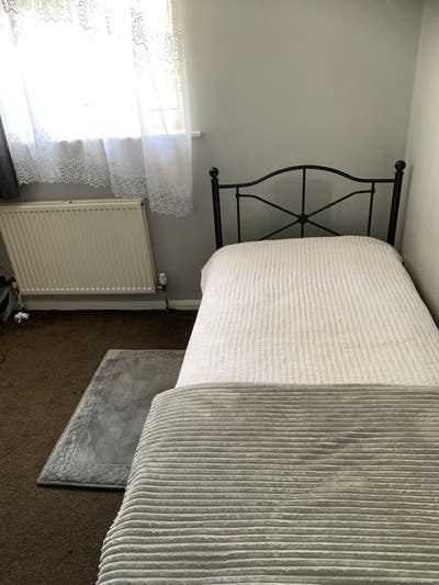 Big single room for rent  Main Photo