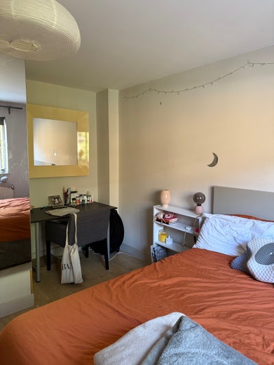 SUBLET in Notting Hill Main Photo