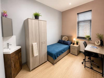 ⚡️ Brand New Refurb | First Tenant | &pound;525 ⚡️ Main Photo