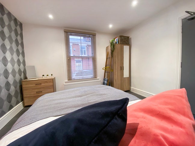 * Bae * Rarely Available House  * Main Photo