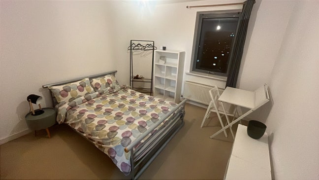 SHORT LET** Double room in Canary Wharf Main Photo