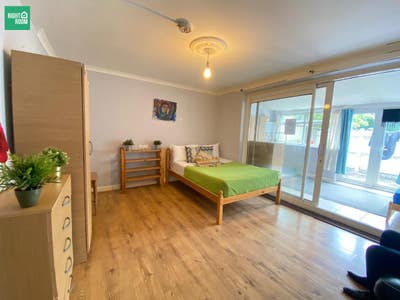 XL Furnished DBL Room| 5 Min to St | N7 | &pound;1150PCM Main Photo