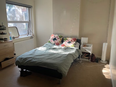 Huge double room in flatshare, perfect for couples Main Photo