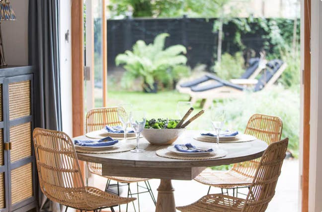 Double with ensuite in  large house with garden Main Photo