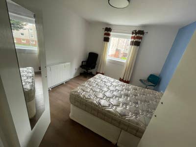 Modern & Bright Double Room for Rent- G14 Main Photo