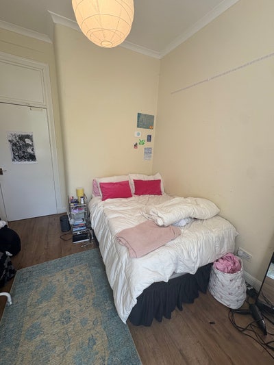 Double room in Partick Main Photo