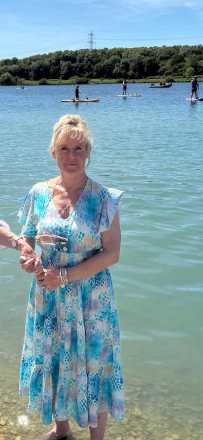 Universal credit lady Main Photo