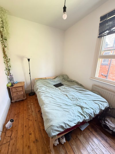 Room to rent  Main Photo