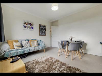 Double room in Stockwell, close to everything Main Photo