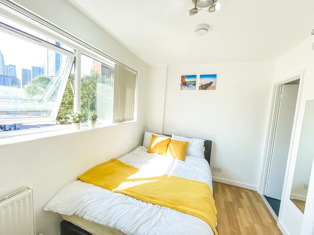🥳Spacious Ensuite room in Canary Wharf🥳 Main Photo