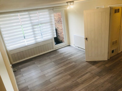 Large 2 Room Apartment Loughborough  Main Photo