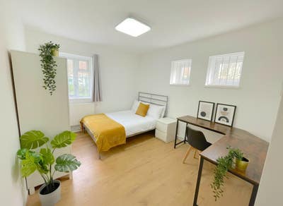 4 Double Rooms near Kings College | Waterloo Main Photo
