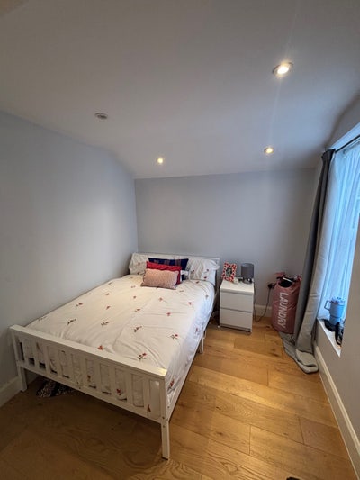 Double Room with Own Bathroom in Wimbledon 🏡 Main Photo