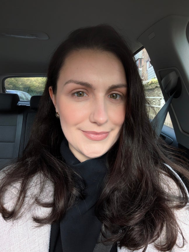 Mature and friendly professional, 30 Main Photo