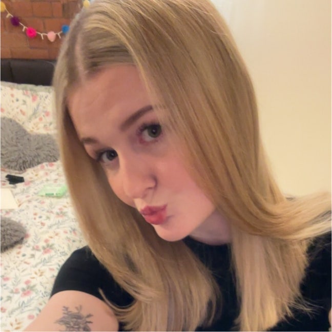 23y/o looking for a house share  Main Photo