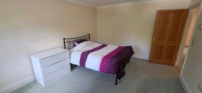 Large Property, Fabulous Spec, Large Bedroom Main Photo